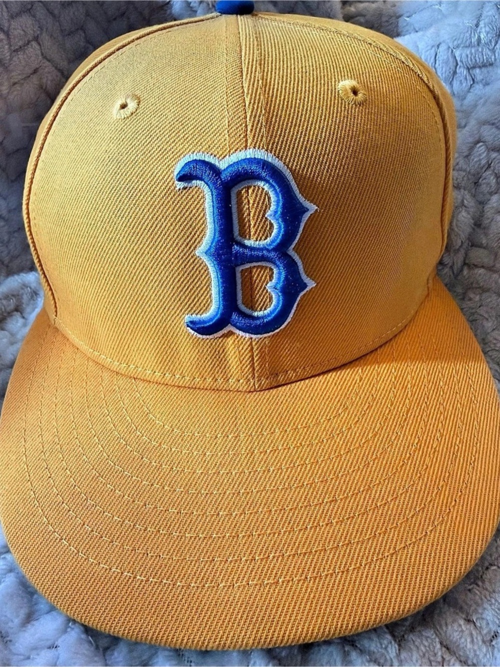 New Era 59FIFTY Fitted Boston Red Sox World Series Cap Yellow/Blue Colorway 7 3/